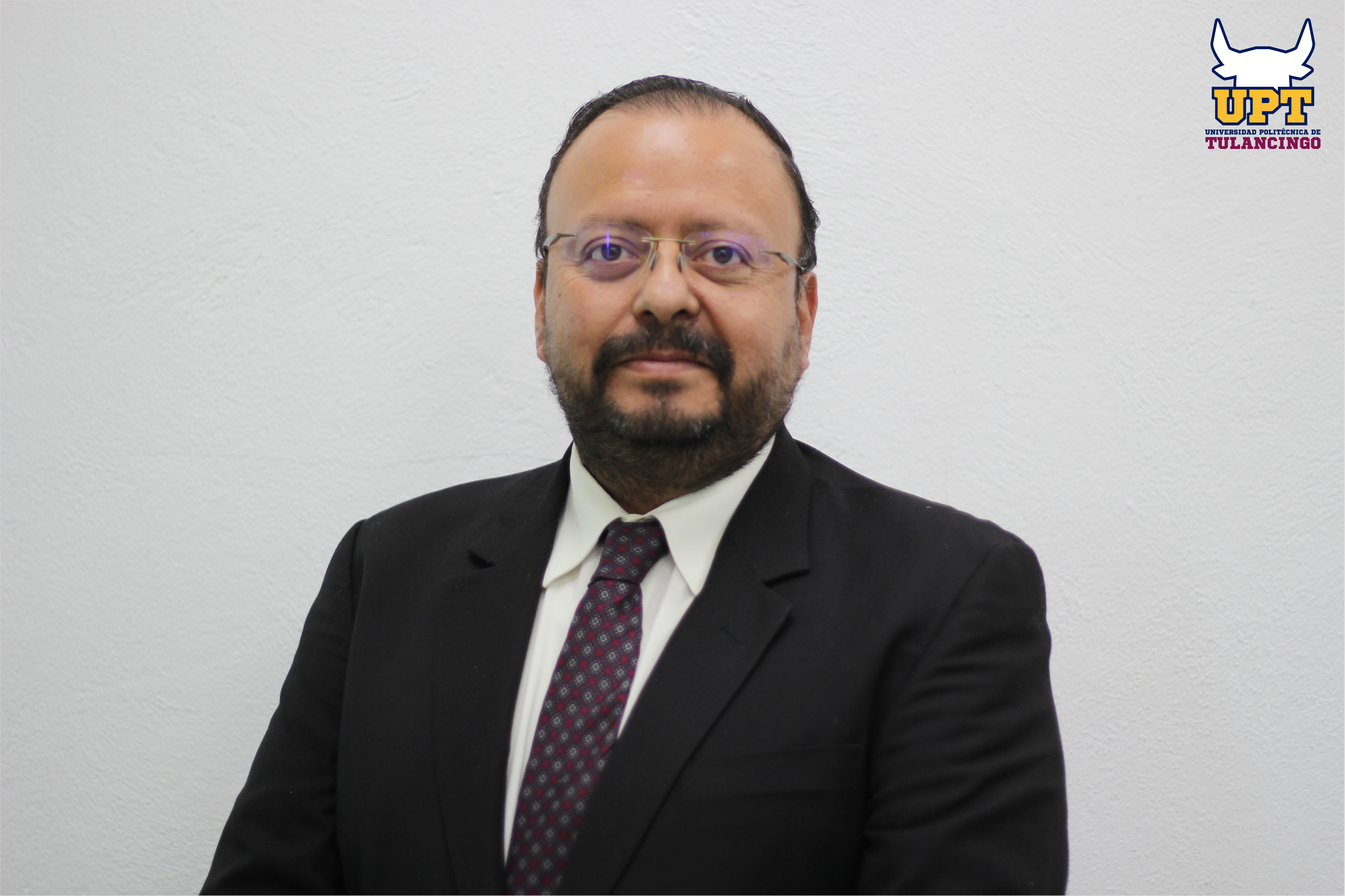 Dr. Héctor Eduardo Mendoza Espinoza